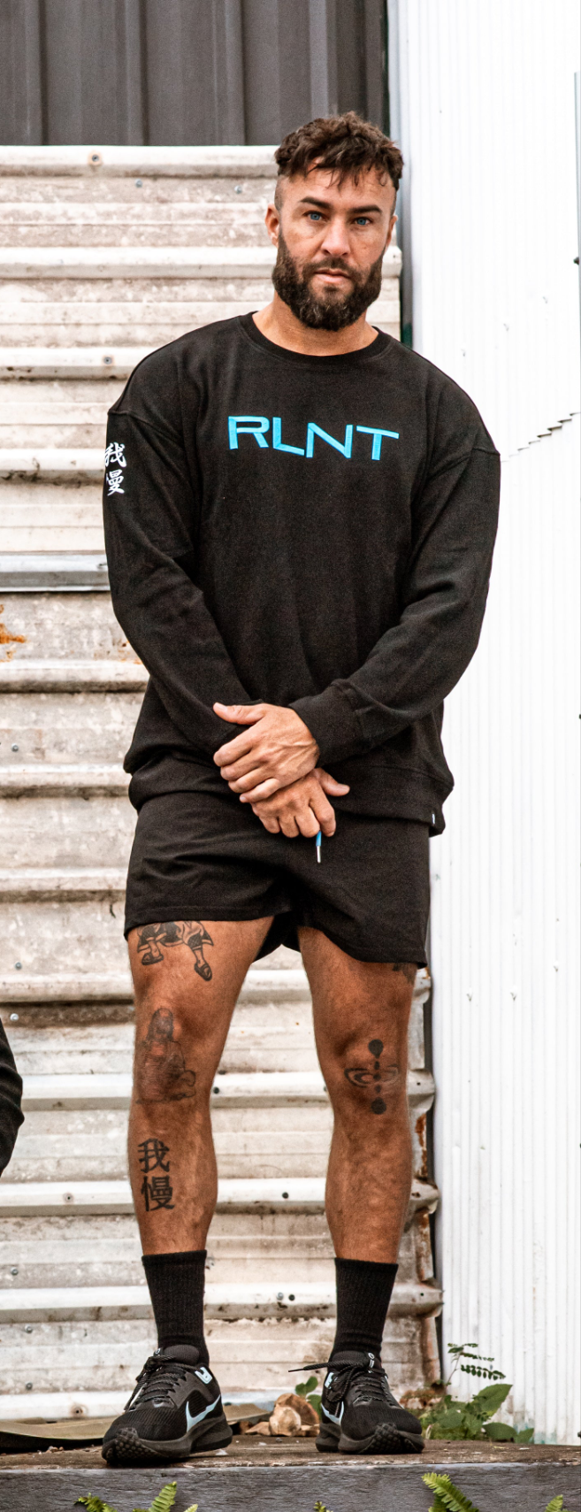 gaman street active sweater - blvck w glacier